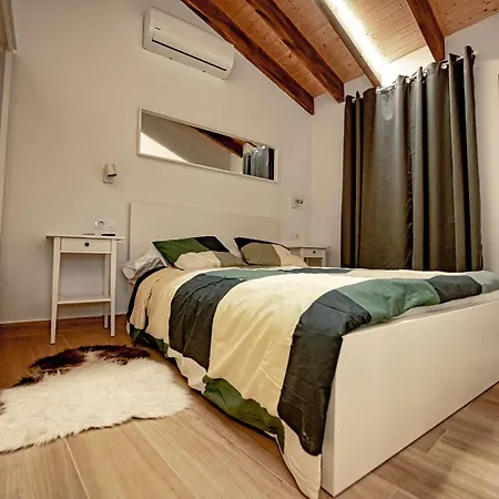O Grilo Aparthotel Doade
