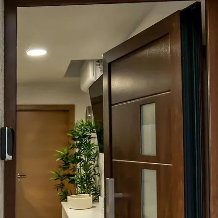 Aparthotel O Grilo Doade